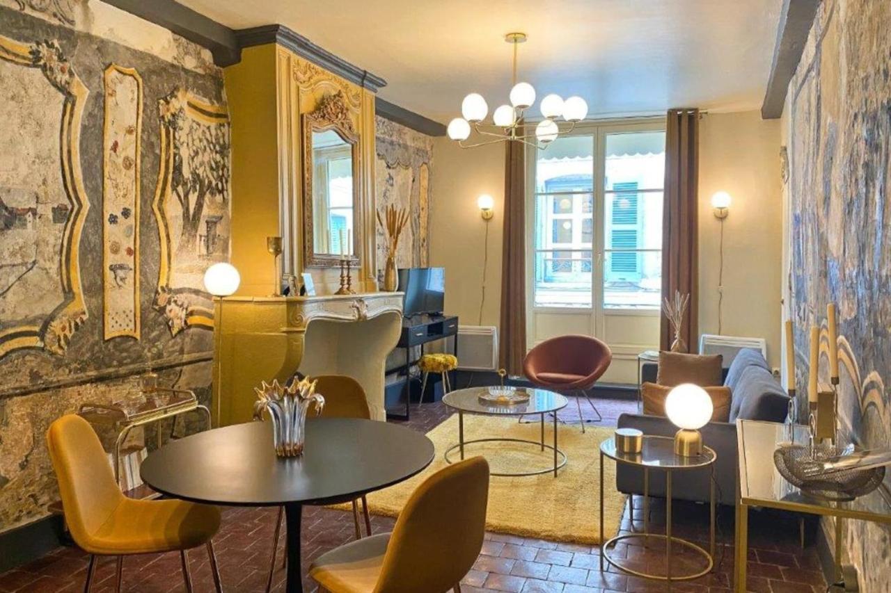 Les fresques de Léon Apartamento Tournus Exterior foto