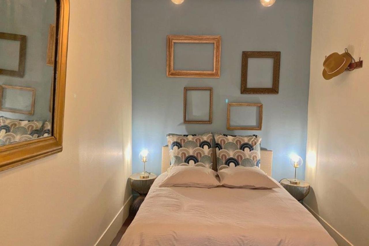 Les fresques de Léon Apartamento Tournus Exterior foto