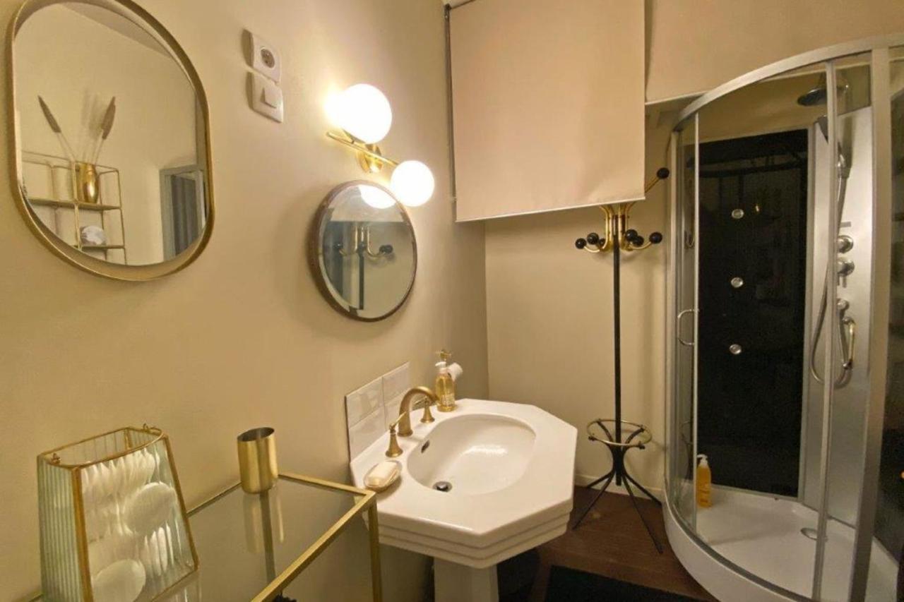 Les fresques de Léon Apartamento Tournus Exterior foto