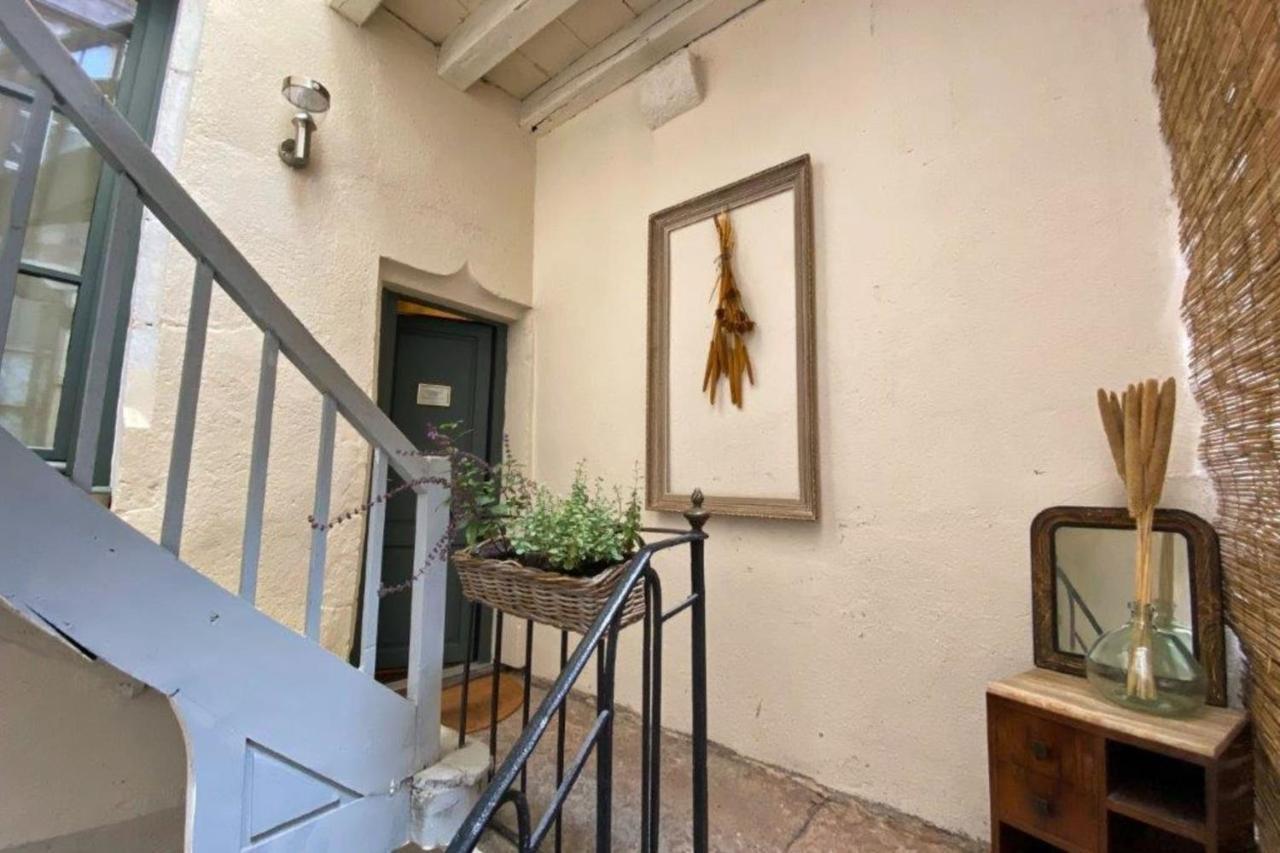 Les fresques de Léon Apartamento Tournus Exterior foto