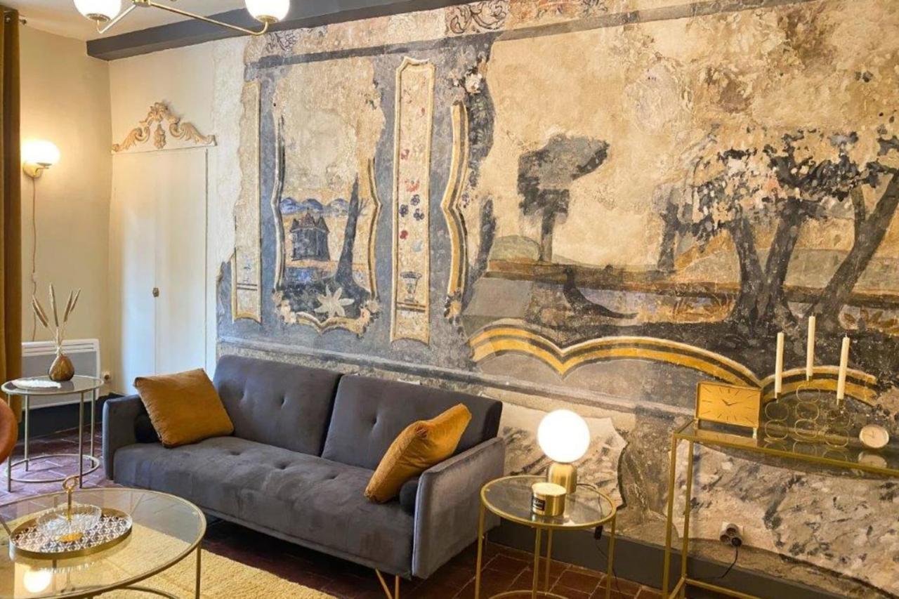 Les fresques de Léon Apartamento Tournus Exterior foto